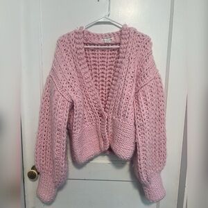 Glamorous
Ladies Chunky Knit Cardigan Size S/M TRENDING
$210
